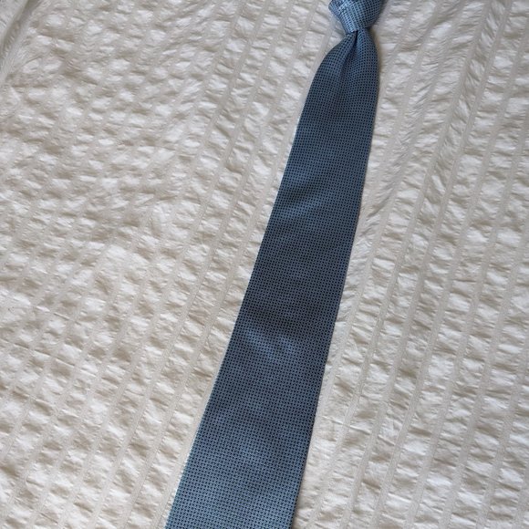 Banana Republic Blue and Green Tie - Picture 1 of 3